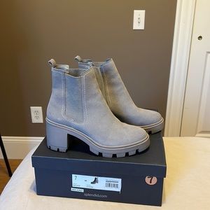 Splendid Melissa Boot in Stone